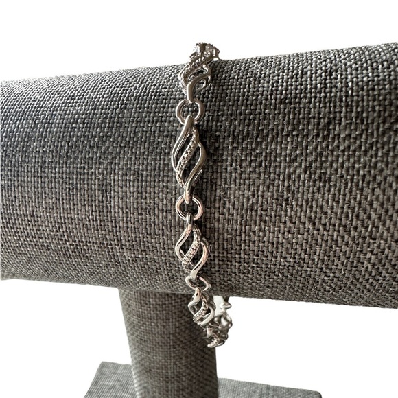 Rogers & Hollands Diamond Accent Sterling Silver Bracelet in Box 7.5” - Picture 9 of 10